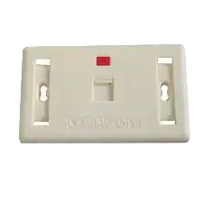 bl023145 bo outlet mang gom 1 nhan mang am tuong cat6 rj45 mat 1 port vuong 1 de noi wallplate chu nhat comrack commscope