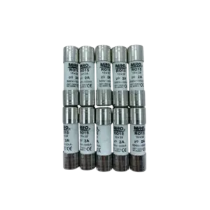 bl038978 cau chi gg15 2a d10x38mm giga